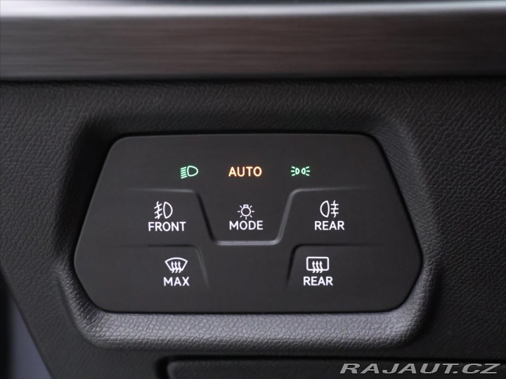 Cupra Leon 2,0 TSI 228kW DSG 4WD CZ 2023