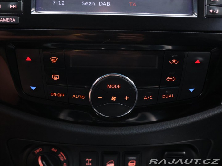 Nissan Navara 2,3 dCi 140 kW Aut. Tekna 2017
