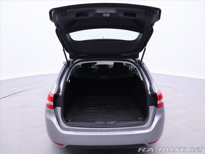 Peugeot 308 1,5 HDI 96kW CZ 1.Maj DPH 2021