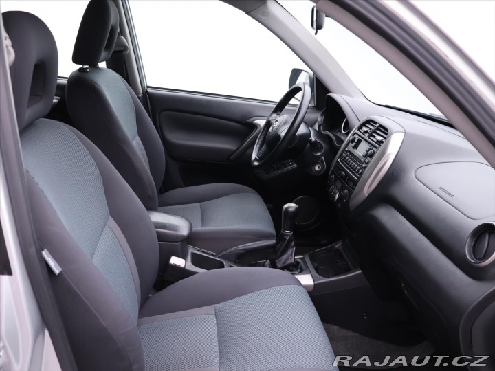 Toyota RAV4 2,0 D-4D 85kW 4WD Klima T 2004