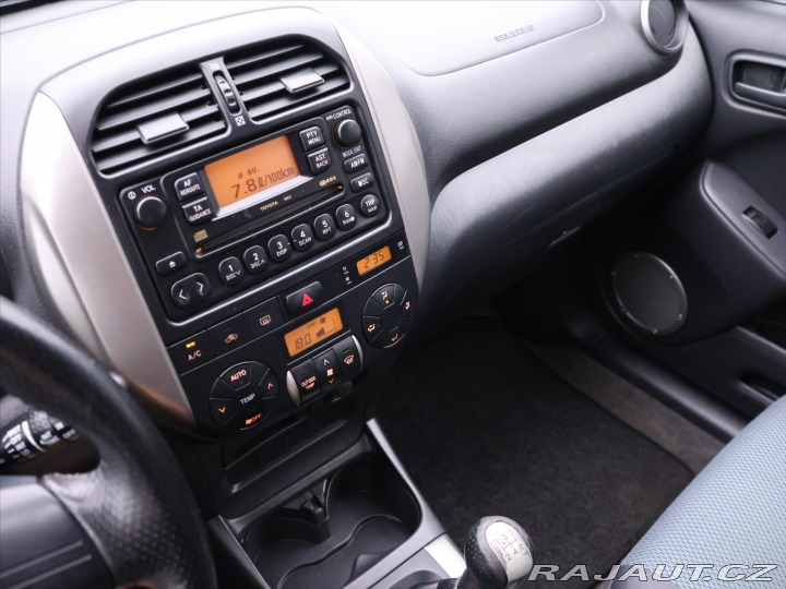 Toyota RAV4 2,0 D-4D 85kW 4WD Klima T 2004