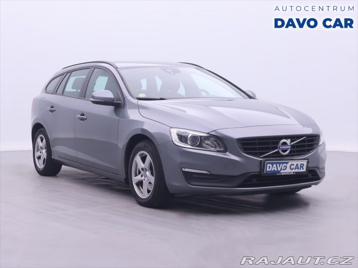 Volvo V60 2,0 D3 110kW Aut. Momentu 2015