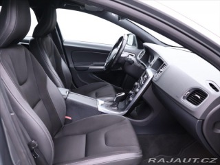 Volvo V60 2,0 D3 110kW Aut. Momentu 2015