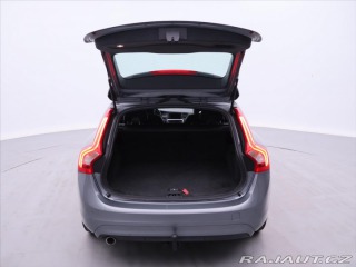 Volvo V60 2,0 D3 110kW Aut. Momentu 2015