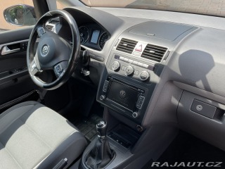 Volkswagen Touran  2014