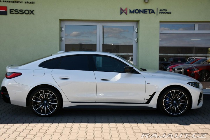 BMW i4 M50 xDrive HUD REZERVACE 2022