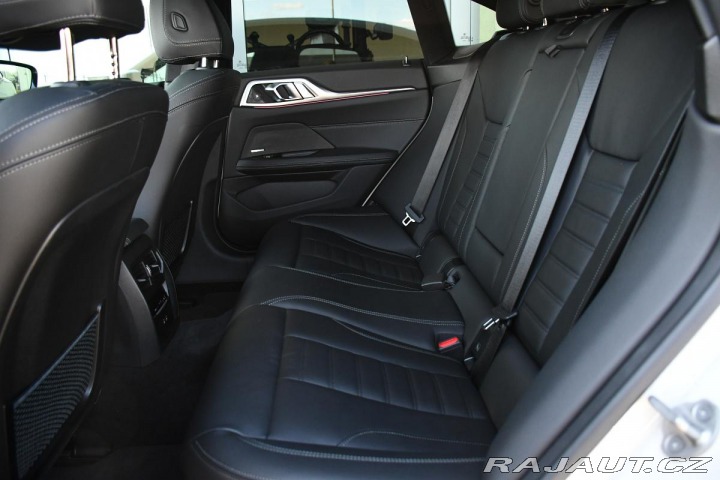 BMW i4 M50 xDrive HUD REZERVACE 2022