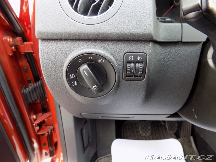 Volkswagen Golf Plus 1.6 MPI/Edice Goal/Klimat 2006