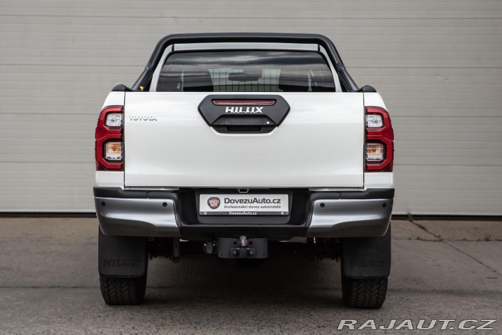 Toyota Hilux 2.8 EXT. CAB LIFT 40mm ZÁ 2023