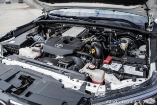 Toyota Hilux 2.8 EXT. CAB LIFT 40mm ZÁ 2023