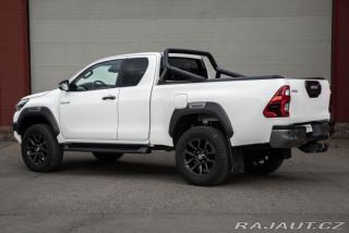 Toyota Hilux 2.8 EXT. CAB LIFT 40mm ZÁ 2023