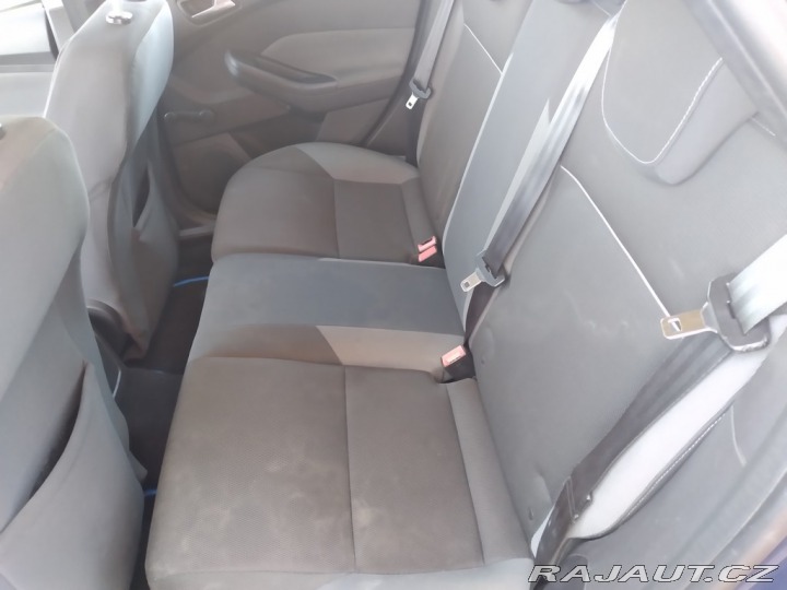 Ford Focus 1.6 92kW ČR,1.MAJITEL,DPH 2011
