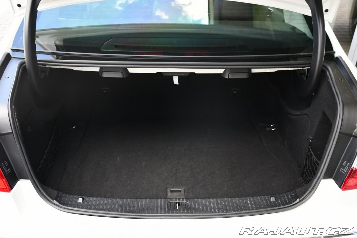 Mercedes-Benz E 250CDI 4MATIC 2013