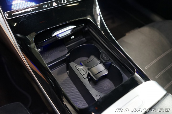 Mercedes-Benz C 220d*4M*AMG*PANO*360*TAŽ* 2023
