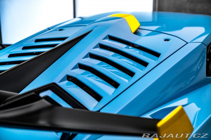 Lamborghini Huracán STO 2023
