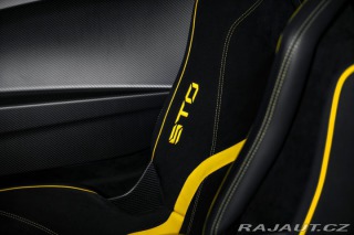 Lamborghini Huracán STO 2023