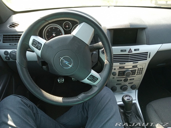 Opel Astra GTC 1.9CDTI 2006