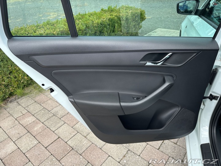 Škoda Rapid 1,2TSI 63kW SPORT SERVISK 2015