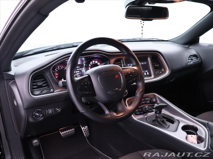 Dodge Challenger 5,7 V8 HEMI 277kW Klima K 2022