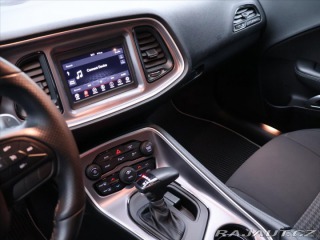 Dodge Challenger 5,7 V8 HEMI 277kW Klima K 2022
