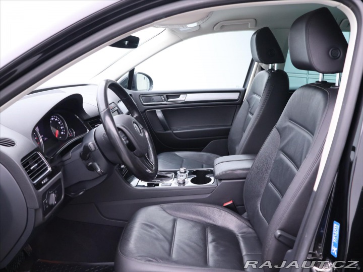 Volkswagen Touareg 3,0 TDI 193kW Tažné CZ D 2017