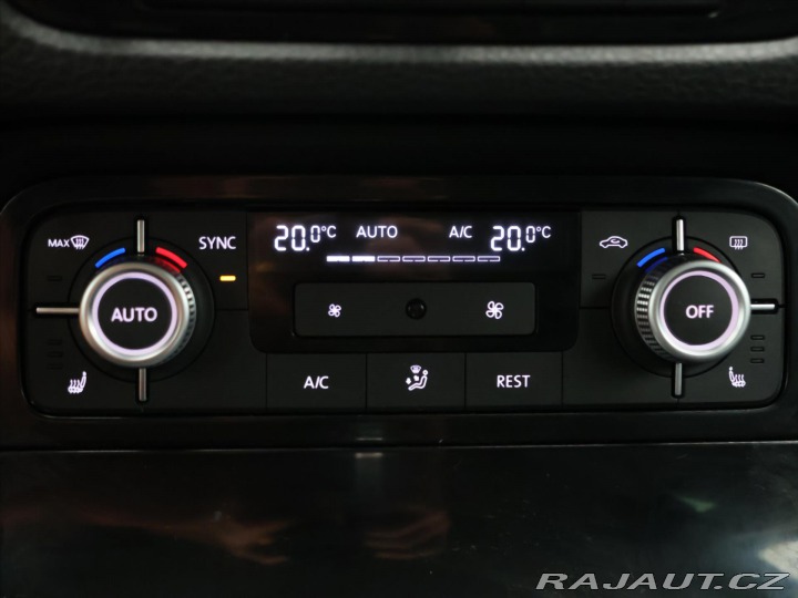 Volkswagen Touareg 3,0 TDI 193kW Tažné CZ D 2017