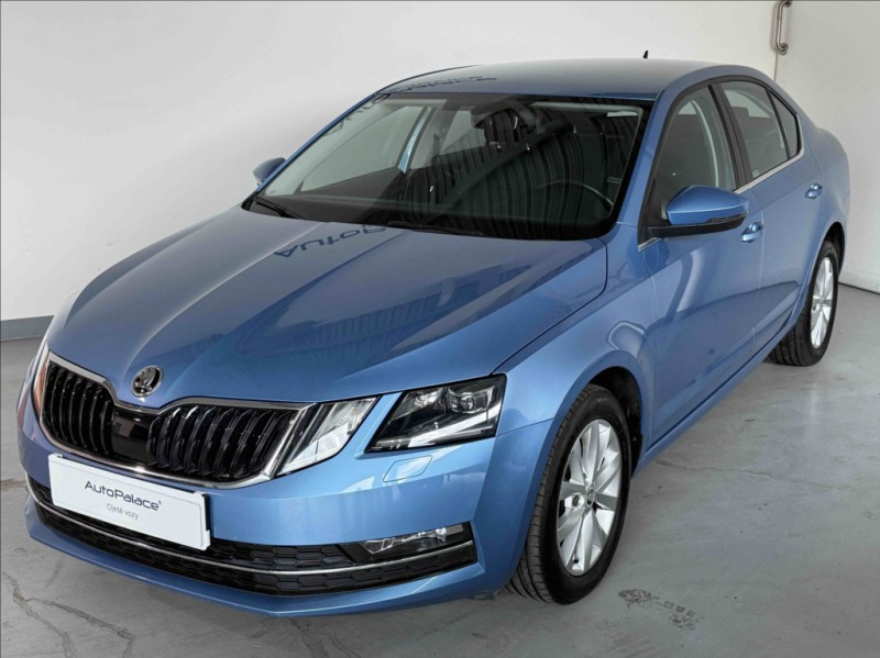 Škoda Octavia 2,0 TDI STYLE VYHŘ. ČELNÍ