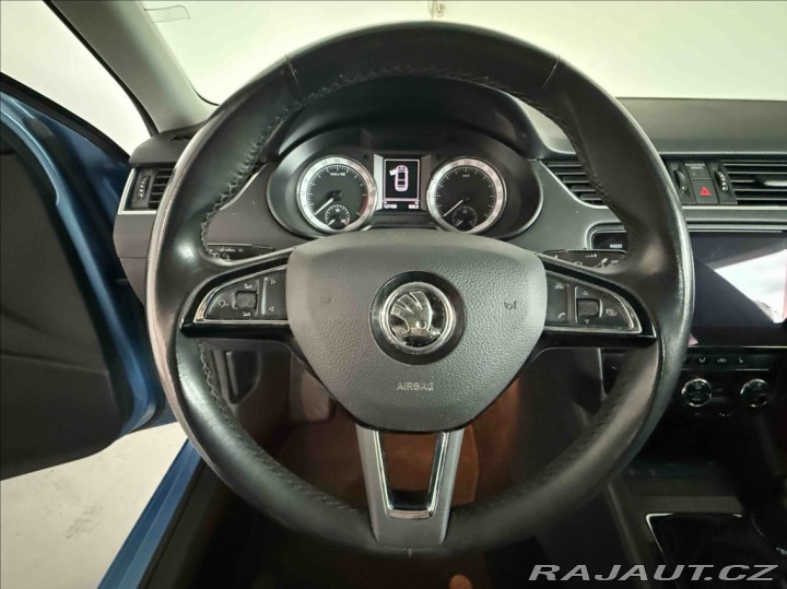Škoda Octavia 2,0 TDI STYLE VYHŘ. ČELNÍ 2017