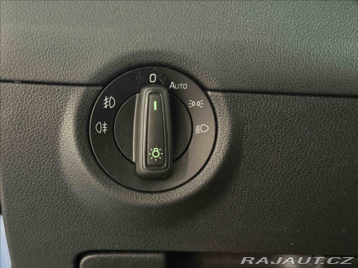 Škoda Octavia 2,0 TDI STYLE VYHŘ. ČELNÍ 2017
