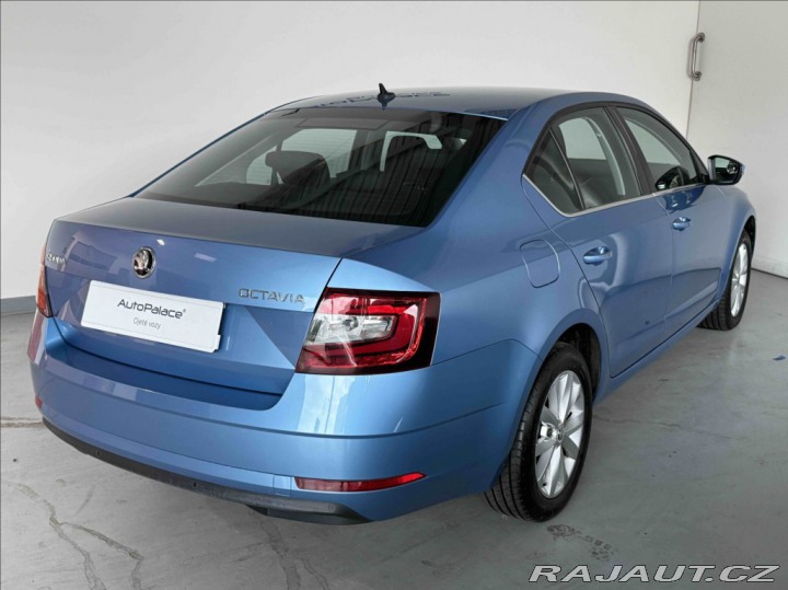 Škoda Octavia 2,0 TDI STYLE VYHŘ. ČELNÍ 2017