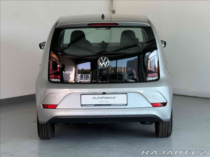 Volkswagen up! 1,0 MPI STYLE 2024