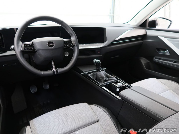 Opel Astra 1.2TURBO,96kW,ELEGANCE,MA 2023