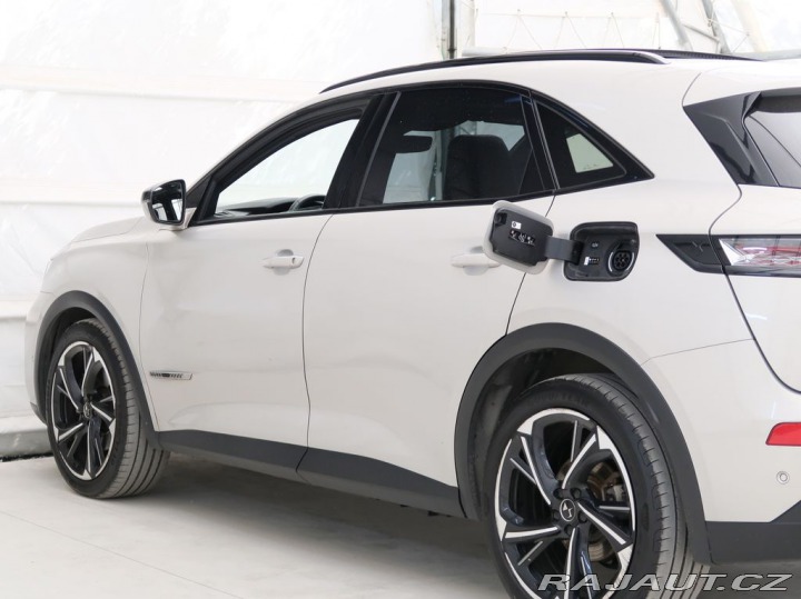 Ostatní značky Ostatní modely DS Automobiles DS7 Crossback E-TENSE,CZ,1Maj,LOUVRE,AT 2022
