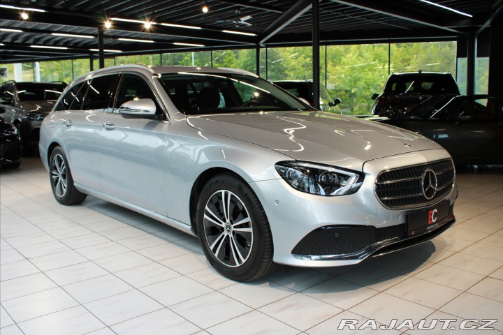 Mercedes-Benz E 220d 4Matic Avantgarde 2023