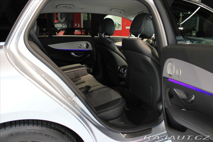 Mercedes-Benz E 220d 4MATIC Avantgarde DI 2023