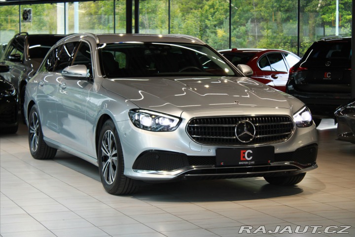 Mercedes-Benz E 220d 4Matic Avantgarde 2023