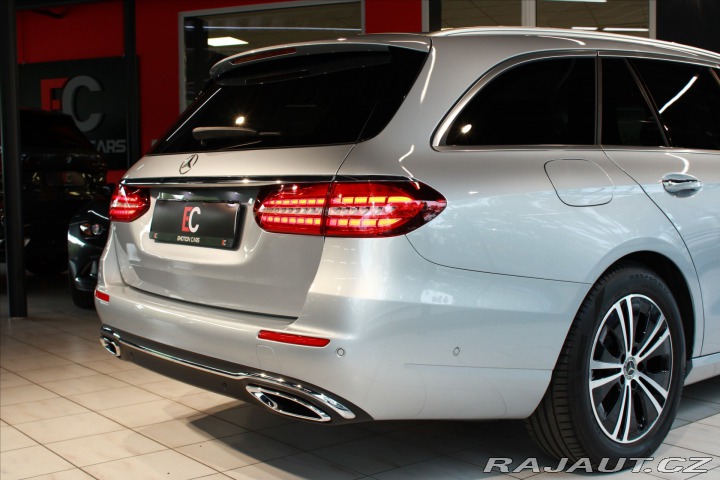 Mercedes-Benz E 220d 4Matic Avantgarde 2023