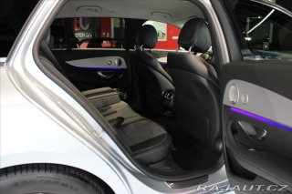 Mercedes-Benz E 220d 4Matic Avantgarde 2023