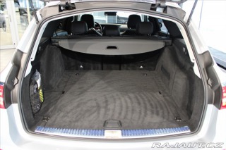 Mercedes-Benz E 220d 4Matic Avantgarde 2023