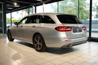 Mercedes-Benz E 220d 4Matic Avantgarde 2023