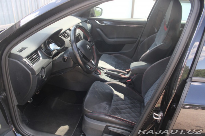 Škoda Octavia 2,0 TDi RS Challenge+Kame 1800