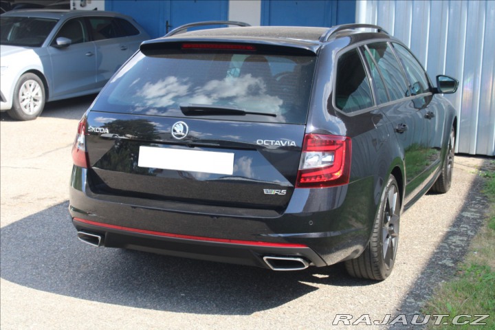 Škoda Octavia 2,0 TDi RS Challenge+Kame 1800