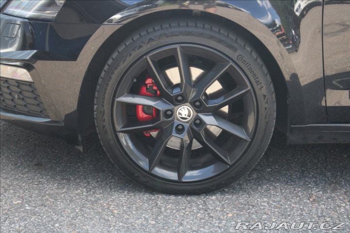 Škoda Octavia 2,0 TDi RS Challenge+Kame 1800