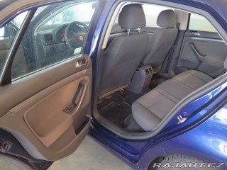 Volkswagen Jetta 1.6i,klima,2xkola,servis 2007