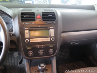 Volkswagen Jetta 1.6i,klima,2xkola,servis 2007