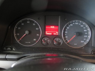 Volkswagen Jetta 1.6i,klima,2xkola,servis 2007