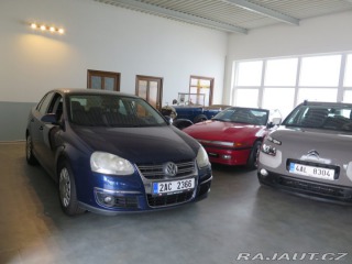 Volkswagen Jetta 1.6i,klima,2xkola,servis 2007