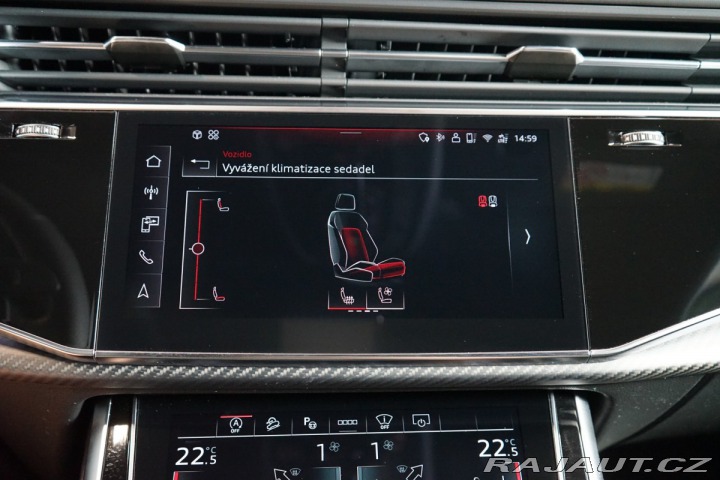 Audi Q8 TAŽNÉ*NEZ.TOP*CZ*VZDUCH* 2025