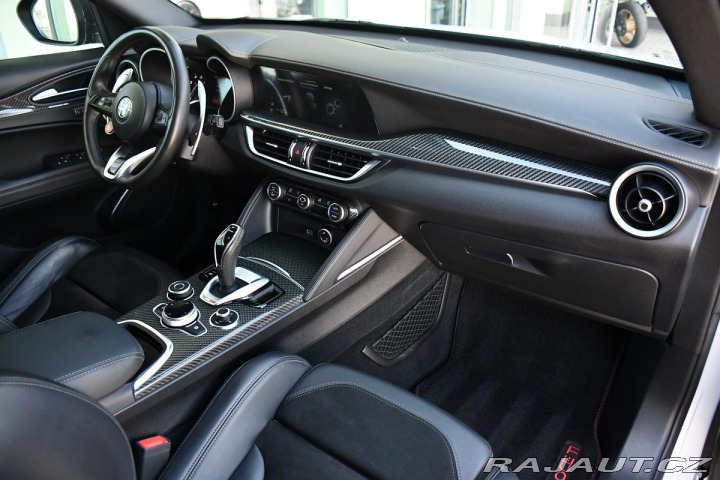 Alfa Romeo Stelvio VELOCE Ti Q4 2.0 2021