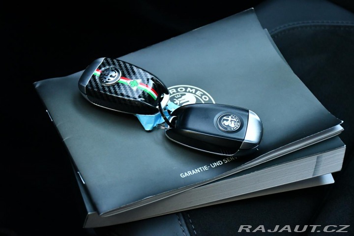 Alfa Romeo Stelvio VELOCE Ti Q4 2.0 REZERVAC 2021